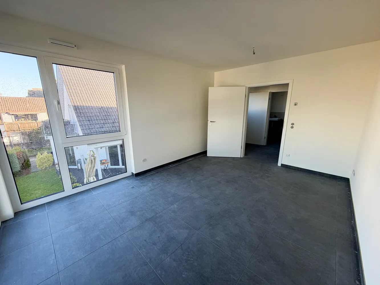 1 room apartment with 29 m² in Cologne – Photo 6