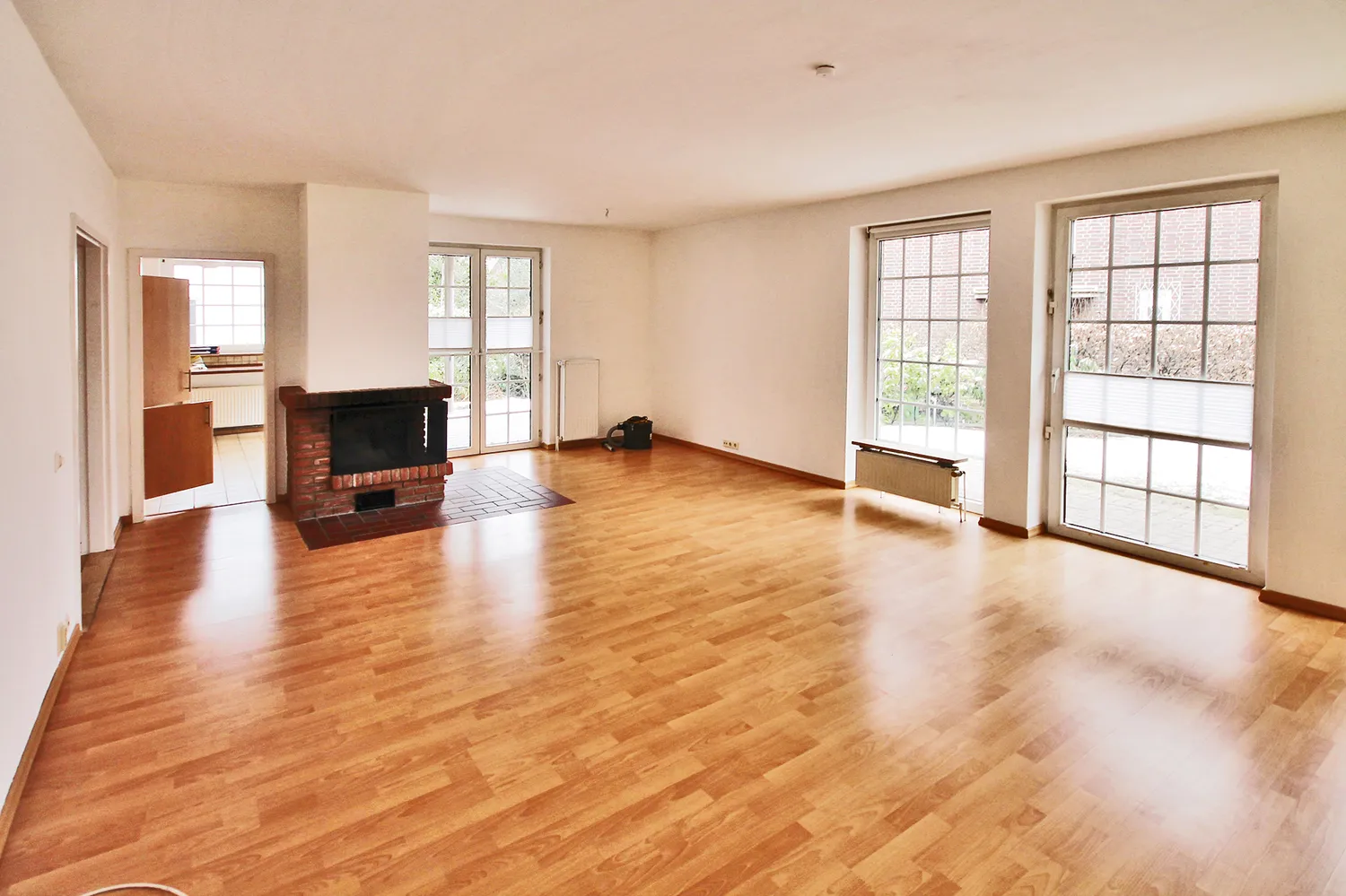 2 Zimmer Wohnung mit 76 m² in Hamburg – Bild 6