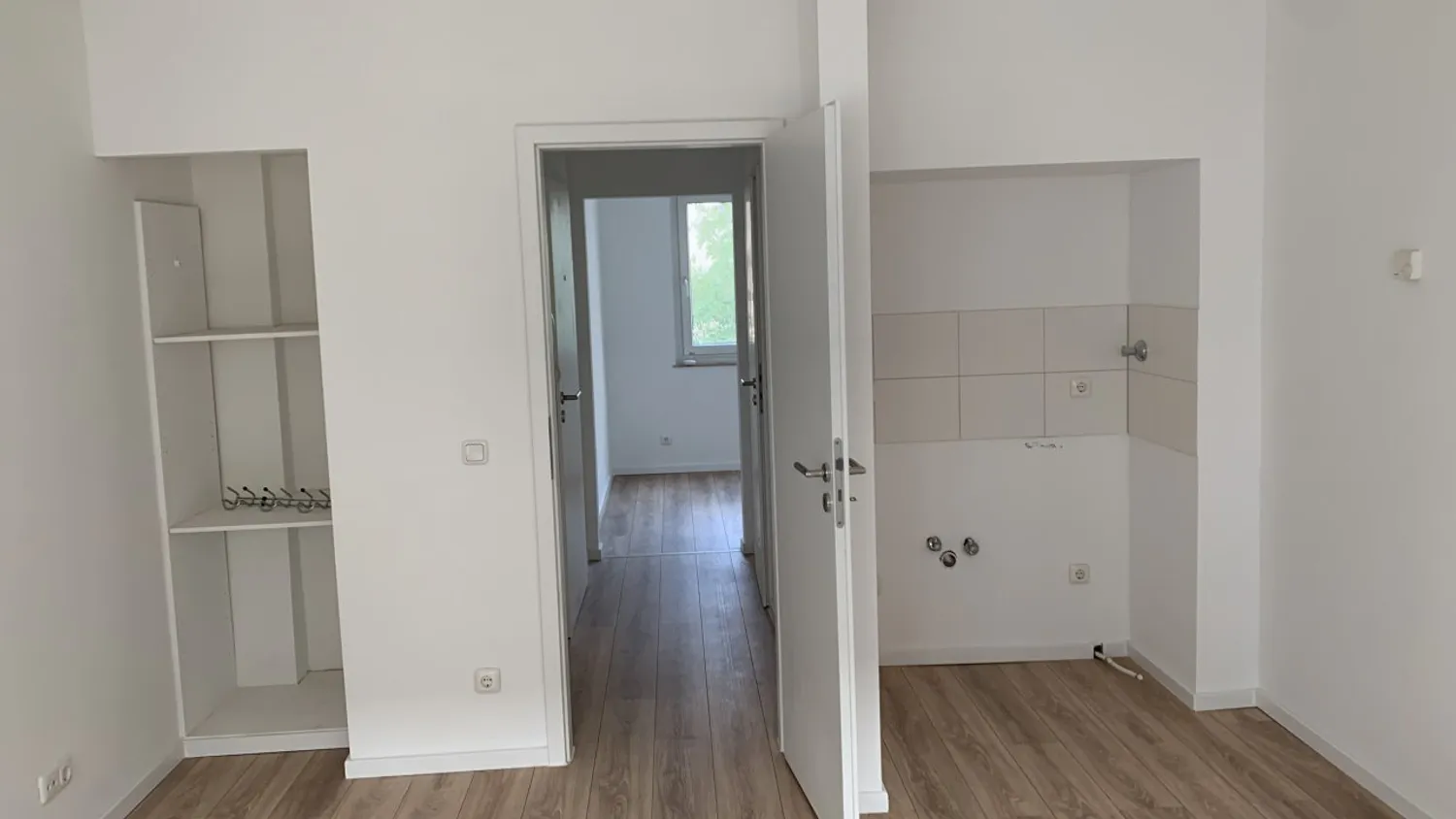 2 room apartment with 35 m² in Cologne – Photo 2