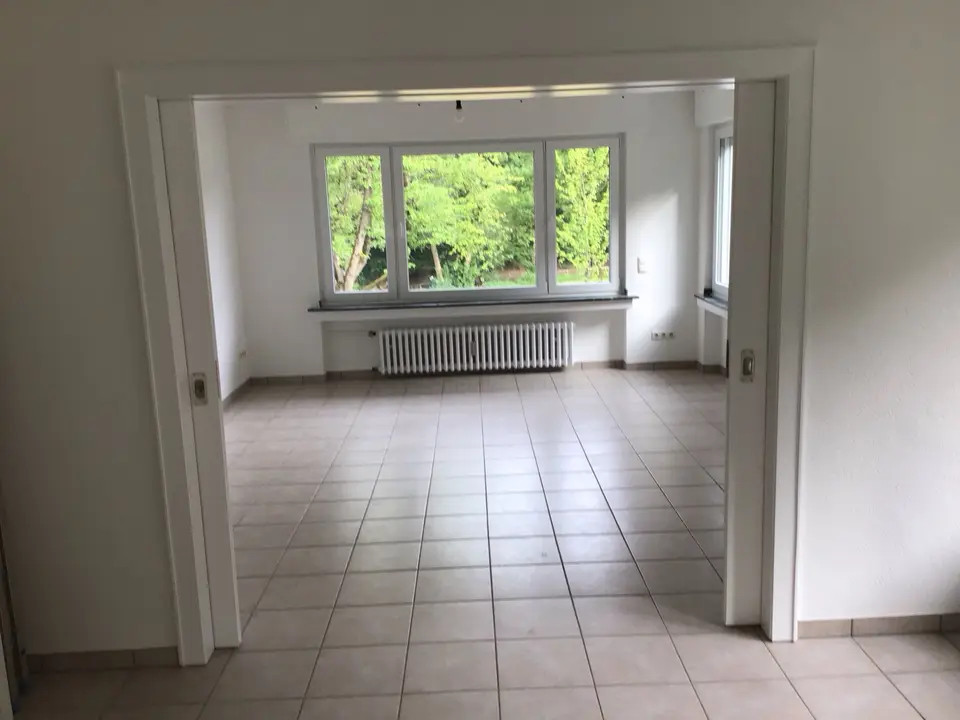 3 Zimmer Wohnung mit 130 m² in Essen – Bild 2