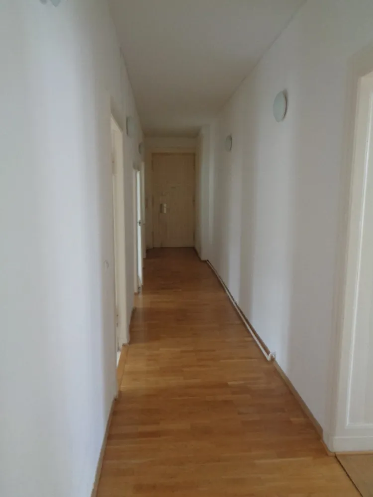 7 Zimmer Wohnung mit 188 m² in Berlin – Bild 7