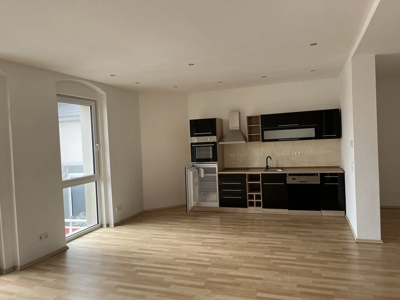 2 Zimmer Wohnung mit 77 m² in Löbau – Bild 1