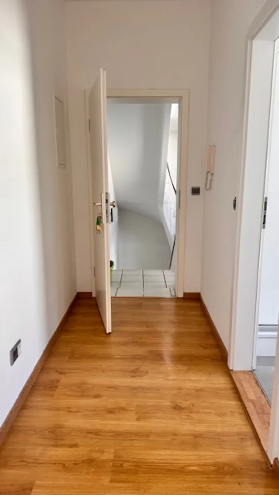 1 Zimmer Wohnung mit 38 m² in Halle (Saale) – Bild 2