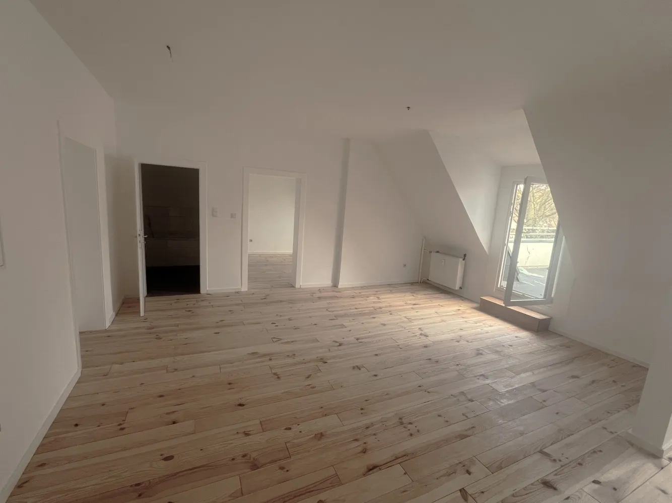 5 Zimmer Wohnung mit 173 m² in Düsseldorf – Bild 3