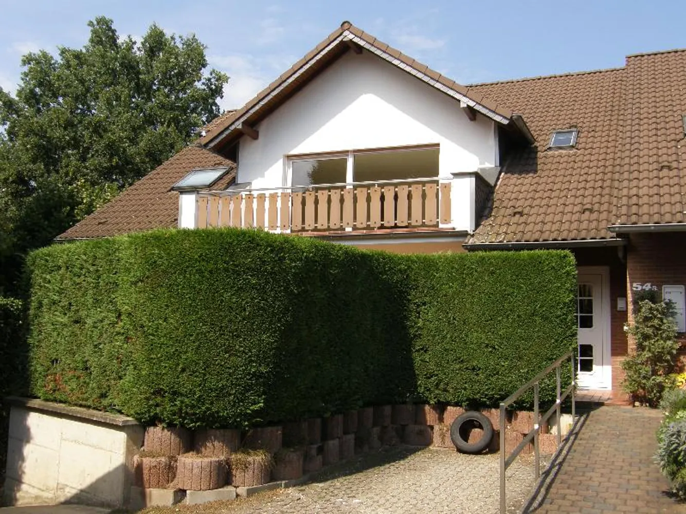 3 Zimmer Wohnung mit 104 m² in Leverkusen – Bild 1