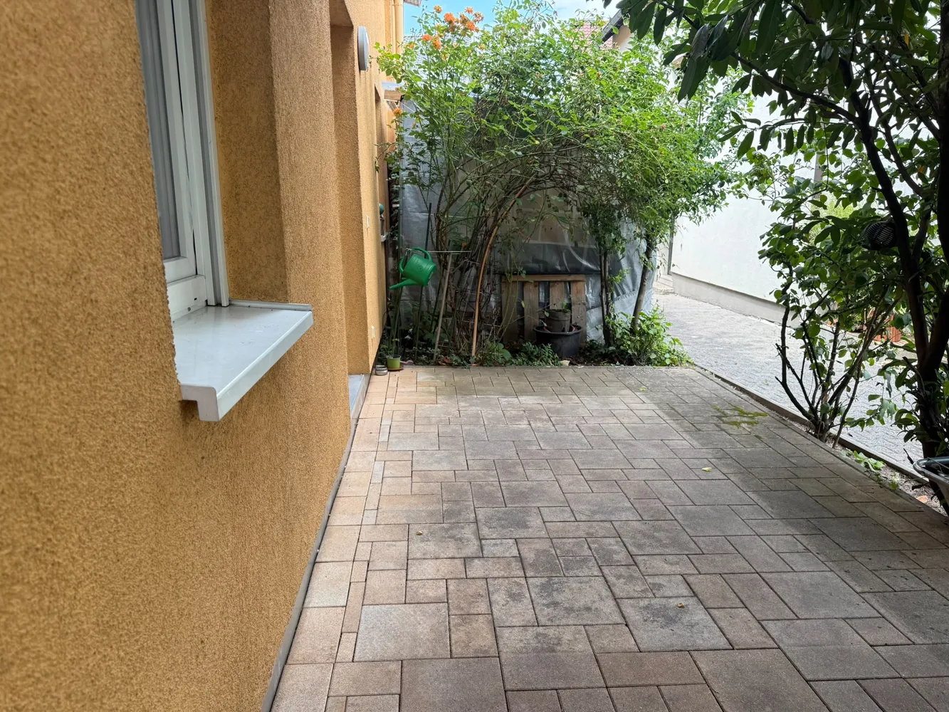 2 room apartment with 50 m² in Frankfurt am Main – Photo 1