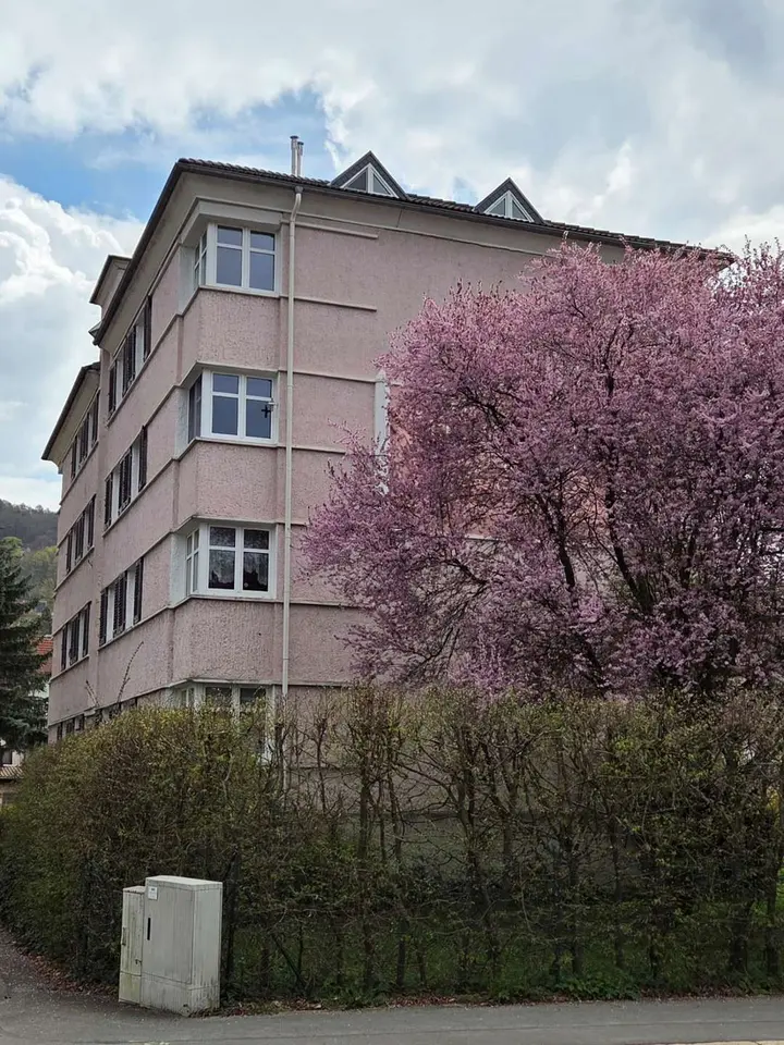 4 Zimmer Wohnung mit 121 m² in Meiningen – Bild 2