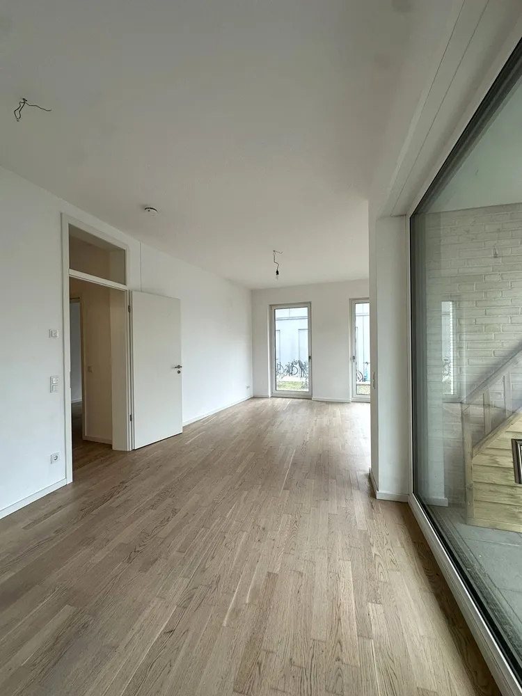 2 Zimmer Wohnung mit 81 m² in Berlin – Bild 7