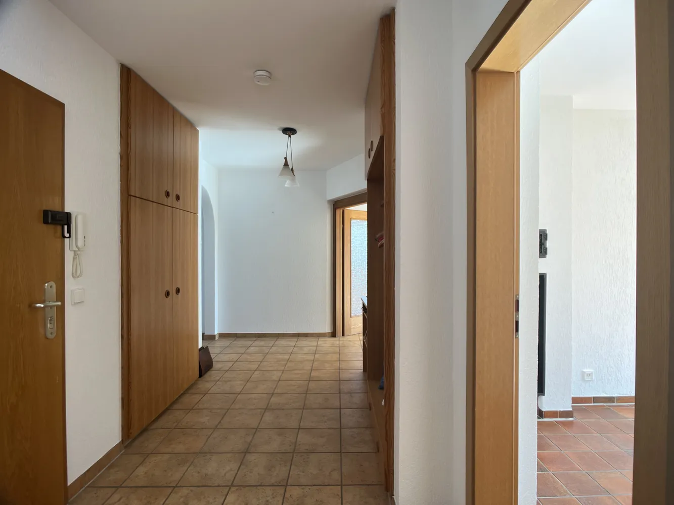 5 Zimmer Wohnung mit 150 m² in Oberursel (Taunus) – Bild 3