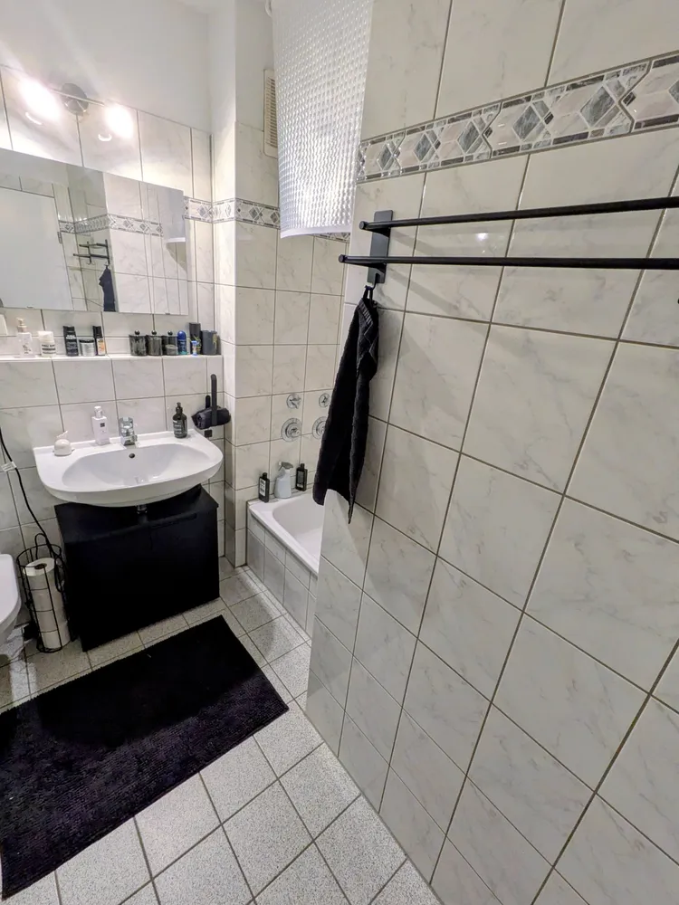 4 Zimmer Wohnung mit 105 m² in Krefeld – Bild 2