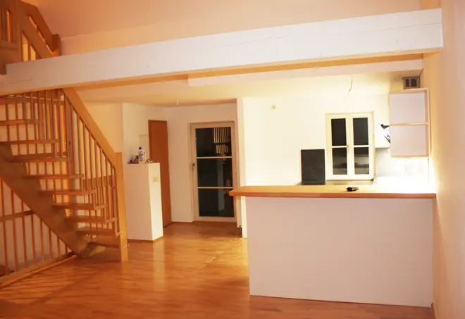 4 Zimmer Wohnung mit 107 m² in Erfurt – Bild 2