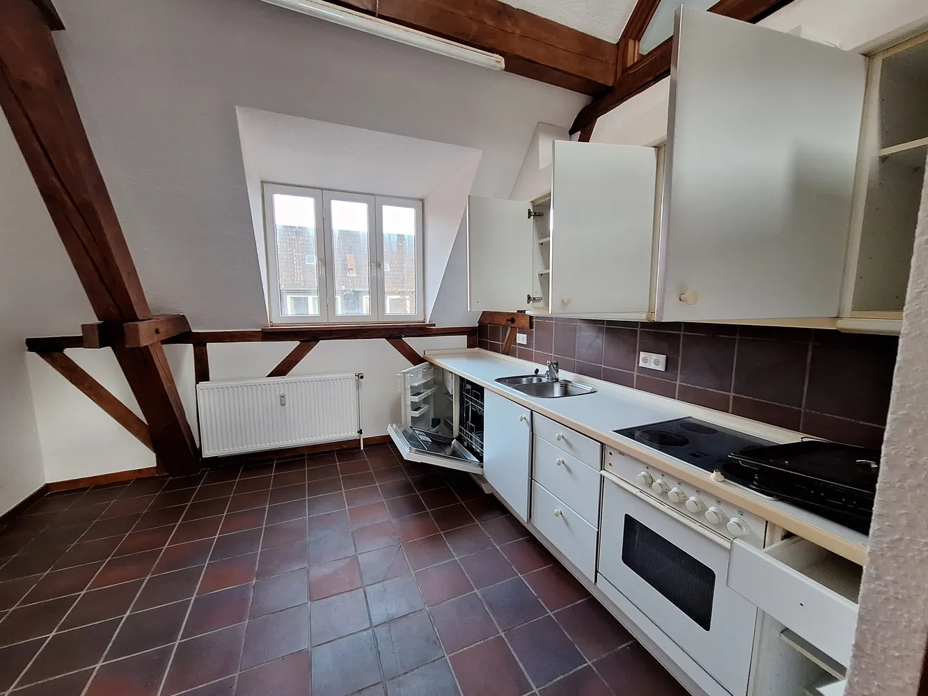 2 Zimmer Wohnung mit 87 m² in Hamburg – Bild 10