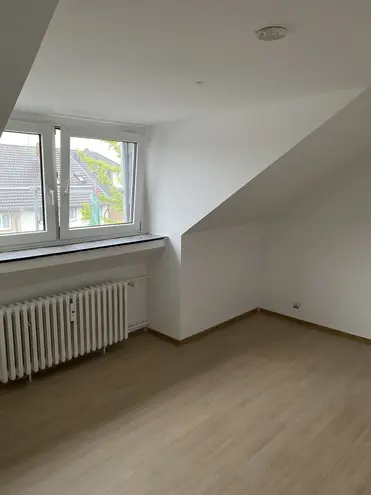 3 Zimmer Wohnung mit 95 m² in Köln – Bild 3