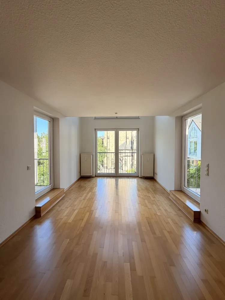 3 Zimmer Wohnung mit 114 m² in Düsseldorf – Bild 1