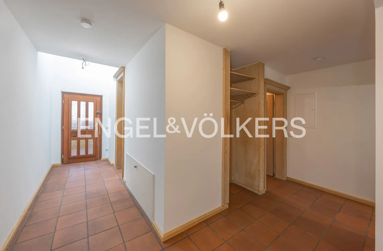 6 Zimmer Wohnung mit 164 m² in Germering – Bild 2