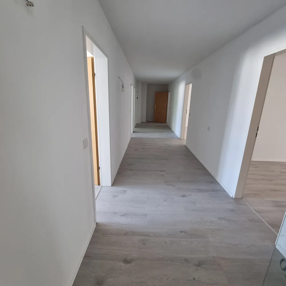 6 Zimmer Wohnung mit 187 m² in Krefeld – Bild 7