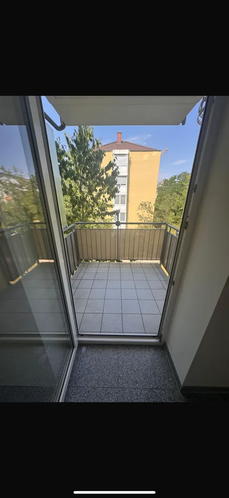 2 Zimmer Wohnung mit 50 m² in München – Bild 9