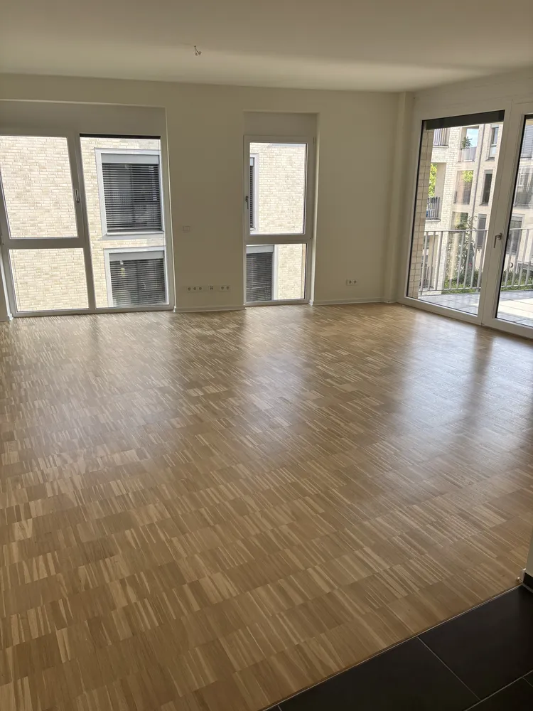 2 room apartment with 80 m² in Hanover – Photo 2