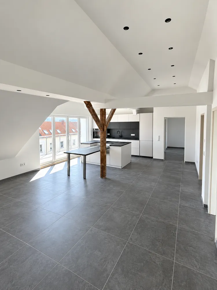 3 Zimmer Wohnung mit 80 m² in Hannover – Bild 1
