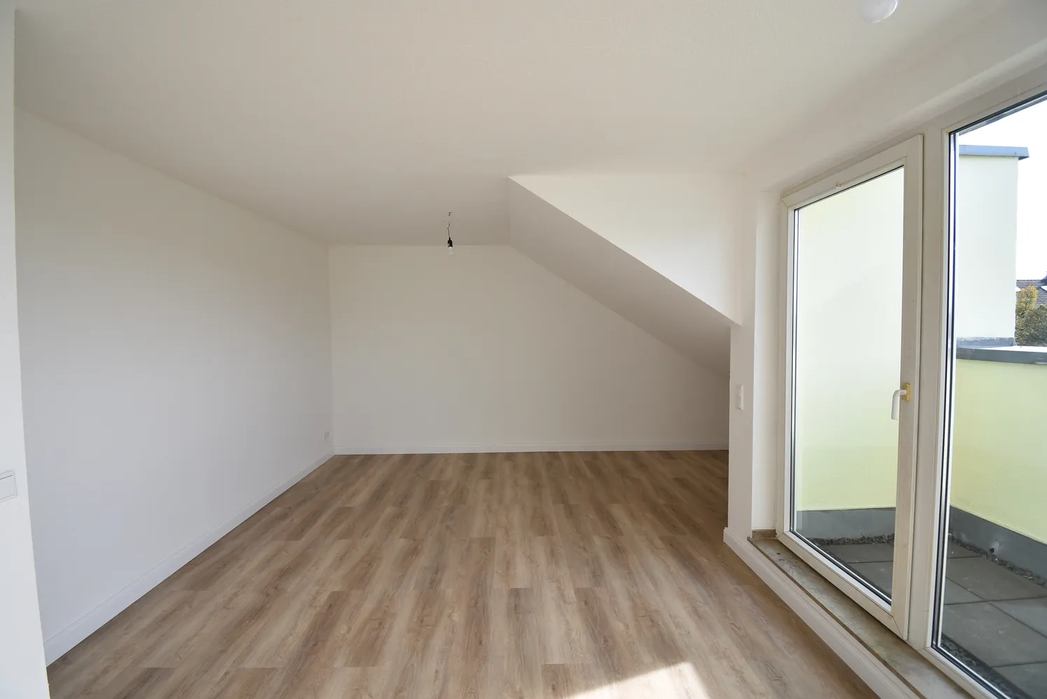 2 Zimmer Wohnung mit 57 m² in Krefeld – Bild 2