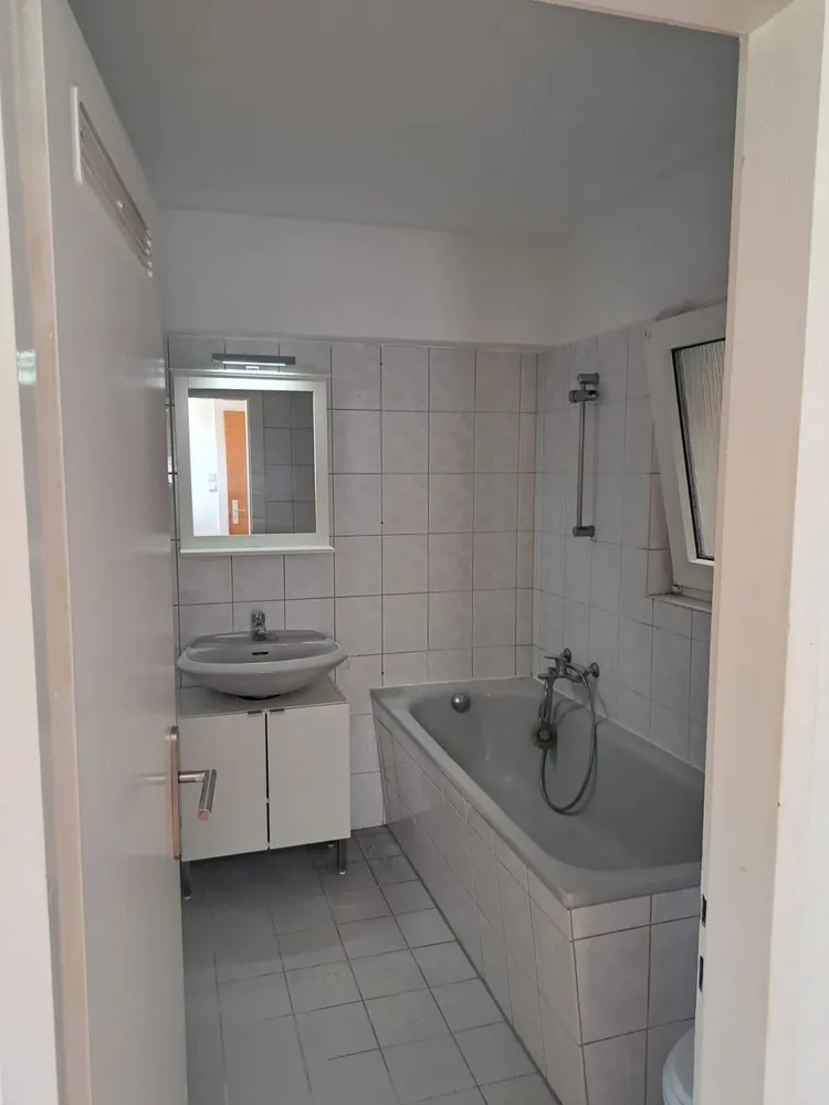 2 Zimmer Wohnung mit 35 m² in Krefeld – Bild 5