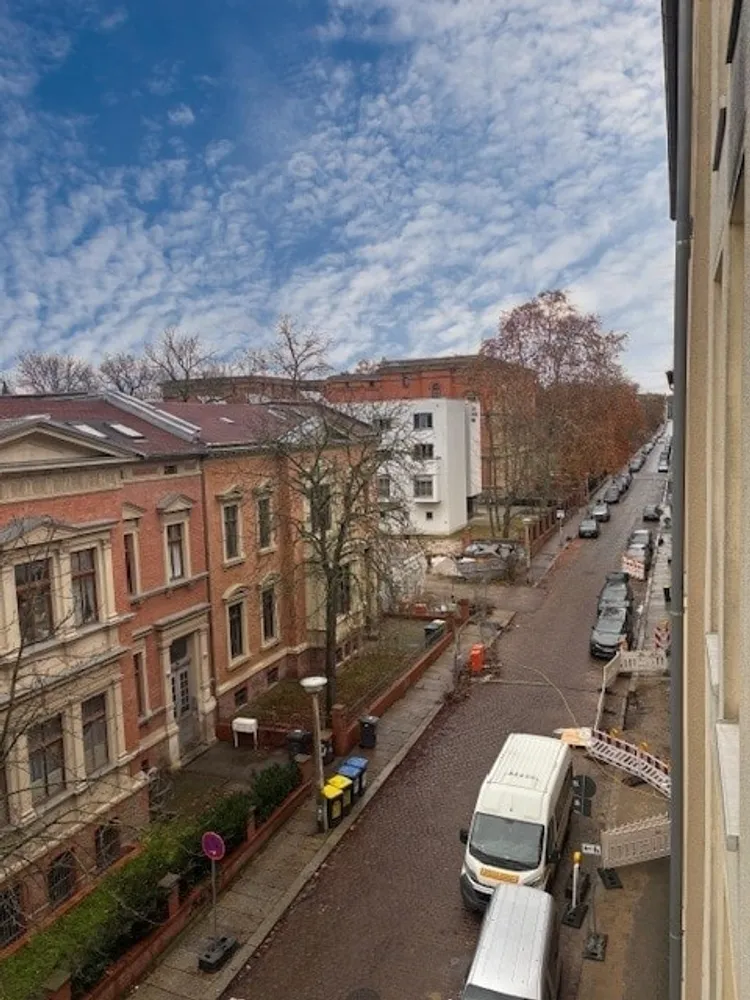 2 Zimmer Wohnung mit 77 m² in Halle (Saale) – Bild 3