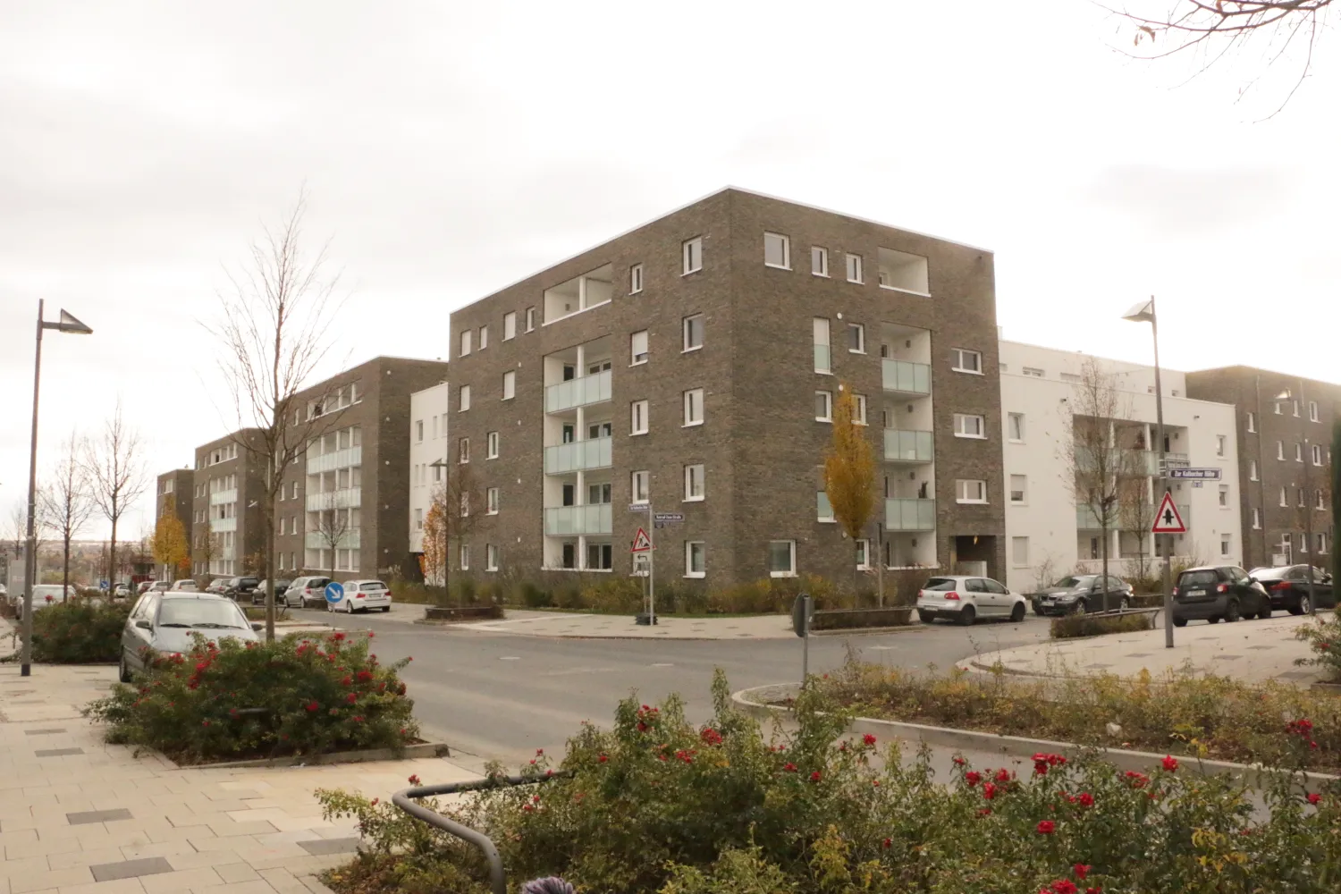 3 Zimmer Wohnung mit 96 m² in Frankfurt am Main – Bild 2