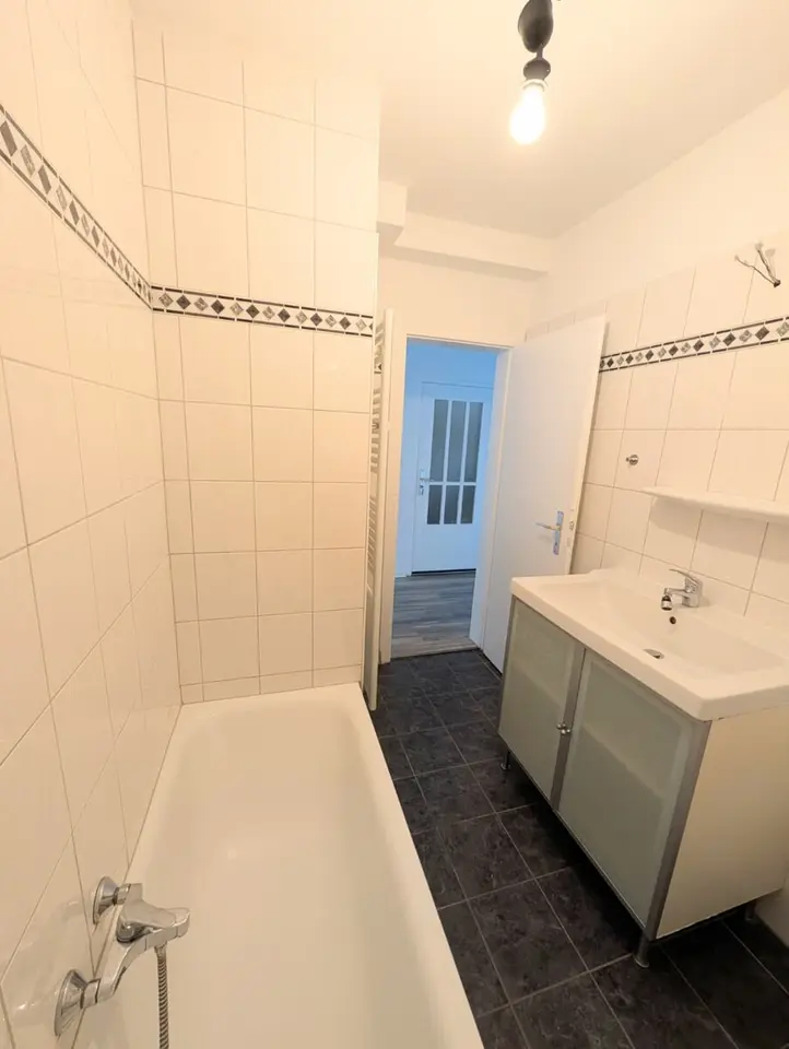 2 Zimmer Wohnung mit 49 m² in Duisburg – Bild 10