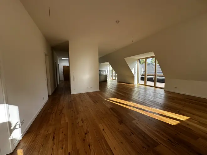 4 Zimmer Wohnung mit 181 m² in Kiel – Bild 9