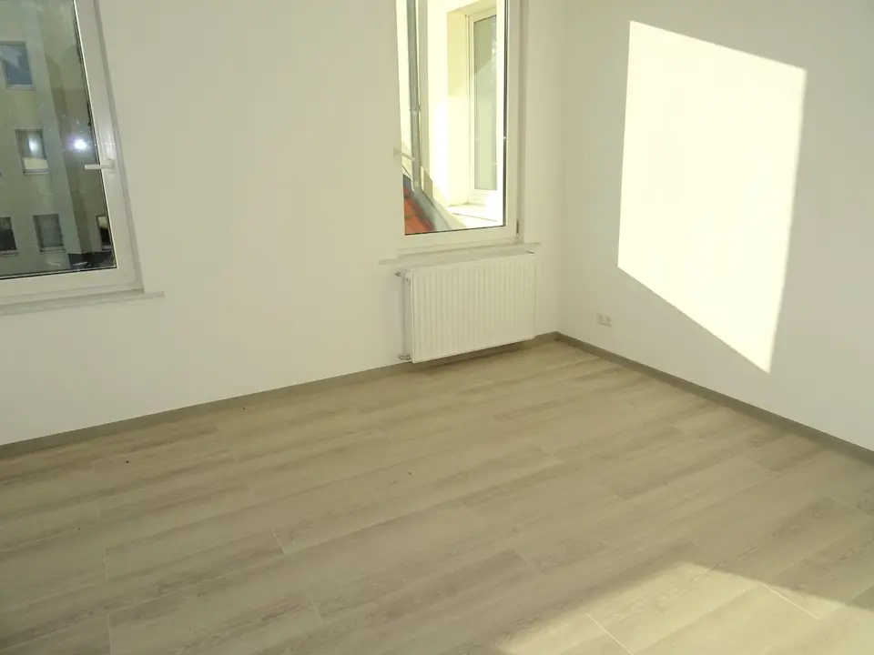 4 Zimmer Wohnung mit 120 m² in Zwickau – Bild 9