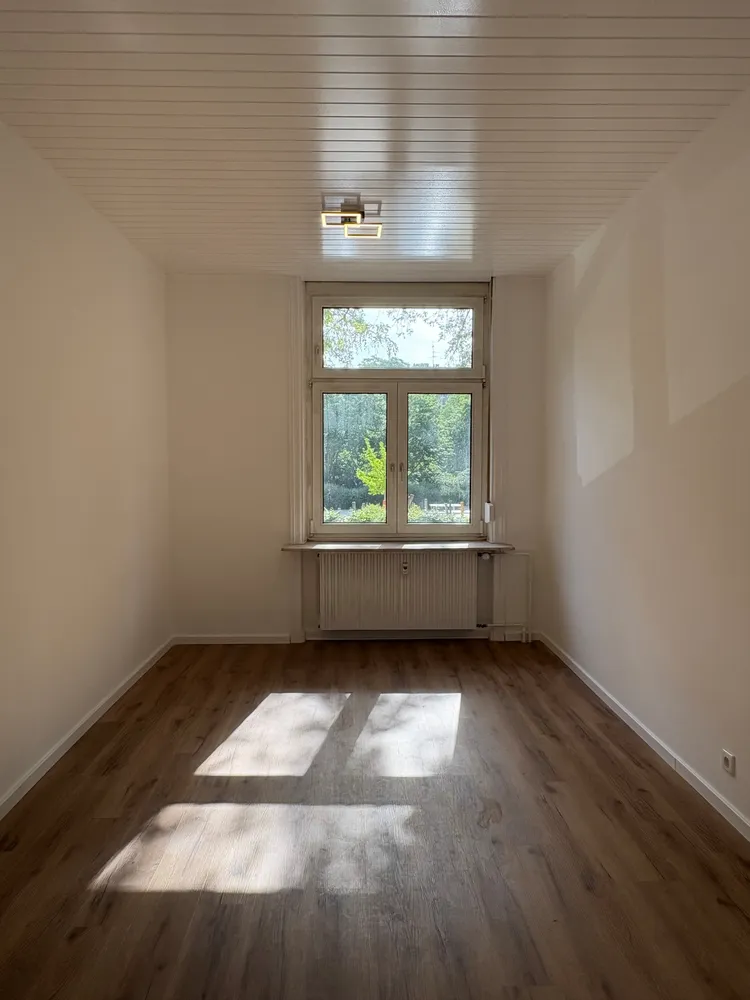 3 Zimmer Wohnung mit 86 m² in Wiesbaden – Bild 2