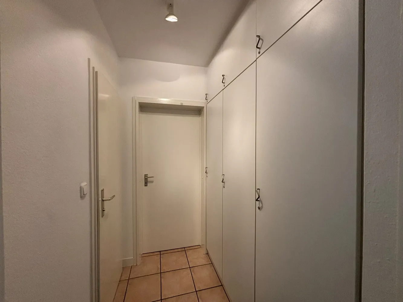 2 room apartment with 57 m² in Frankfurt am Main – Photo 2