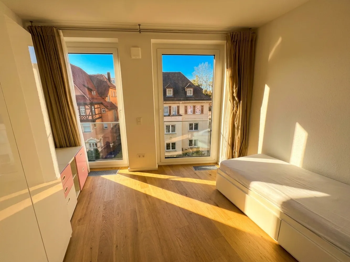 4 Zimmer Wohnung mit 99 m² in Ludwigsburg – Bild 2
