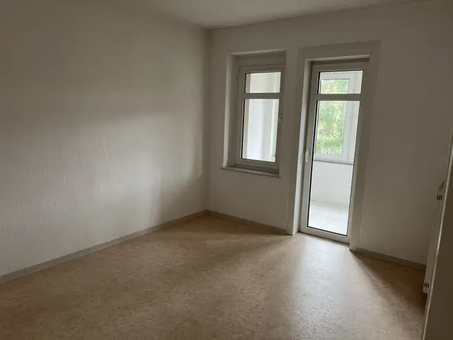 3 Zimmer Wohnung mit 65 m² in Halle (Saale) – Bild 3