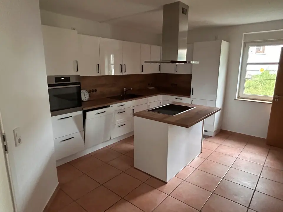 2 Zimmer Wohnung mit 75 m² in Sonneberg – Bild 1