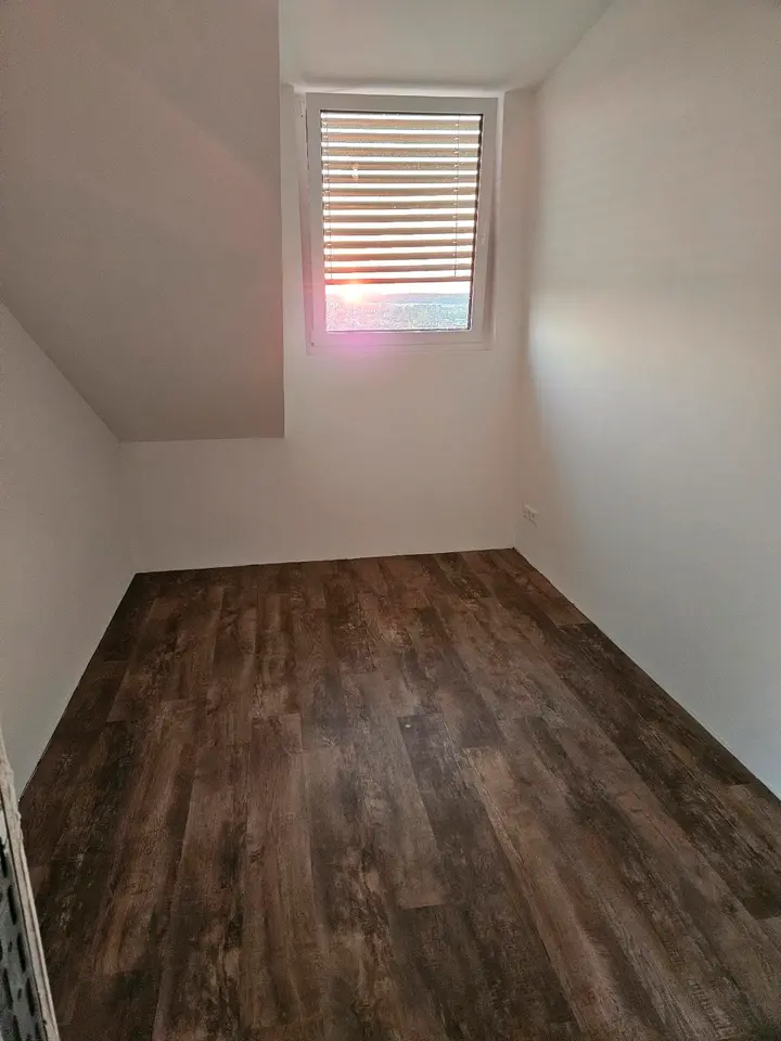 3 Zimmer Wohnung mit 75 m² in Nürtingen – Bild 2