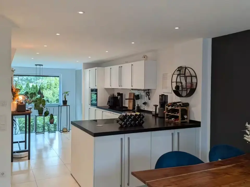 9 Zimmer Haus mit 330 m² in Erding – Bild 2