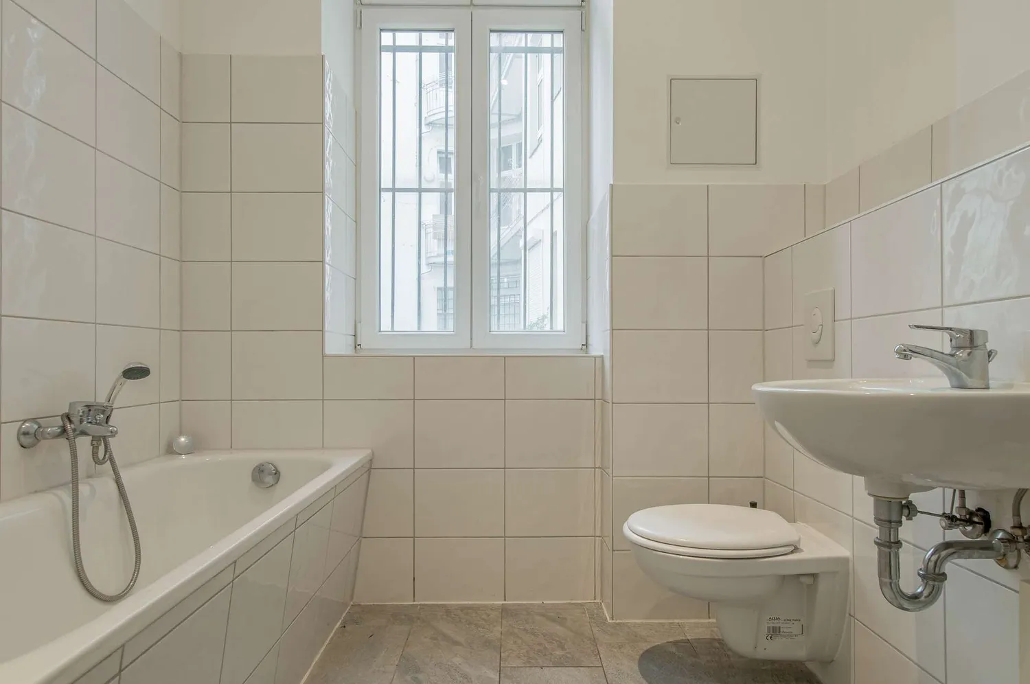 2 Zimmer Wohnung mit 65 m² in Berlin – Bild 7