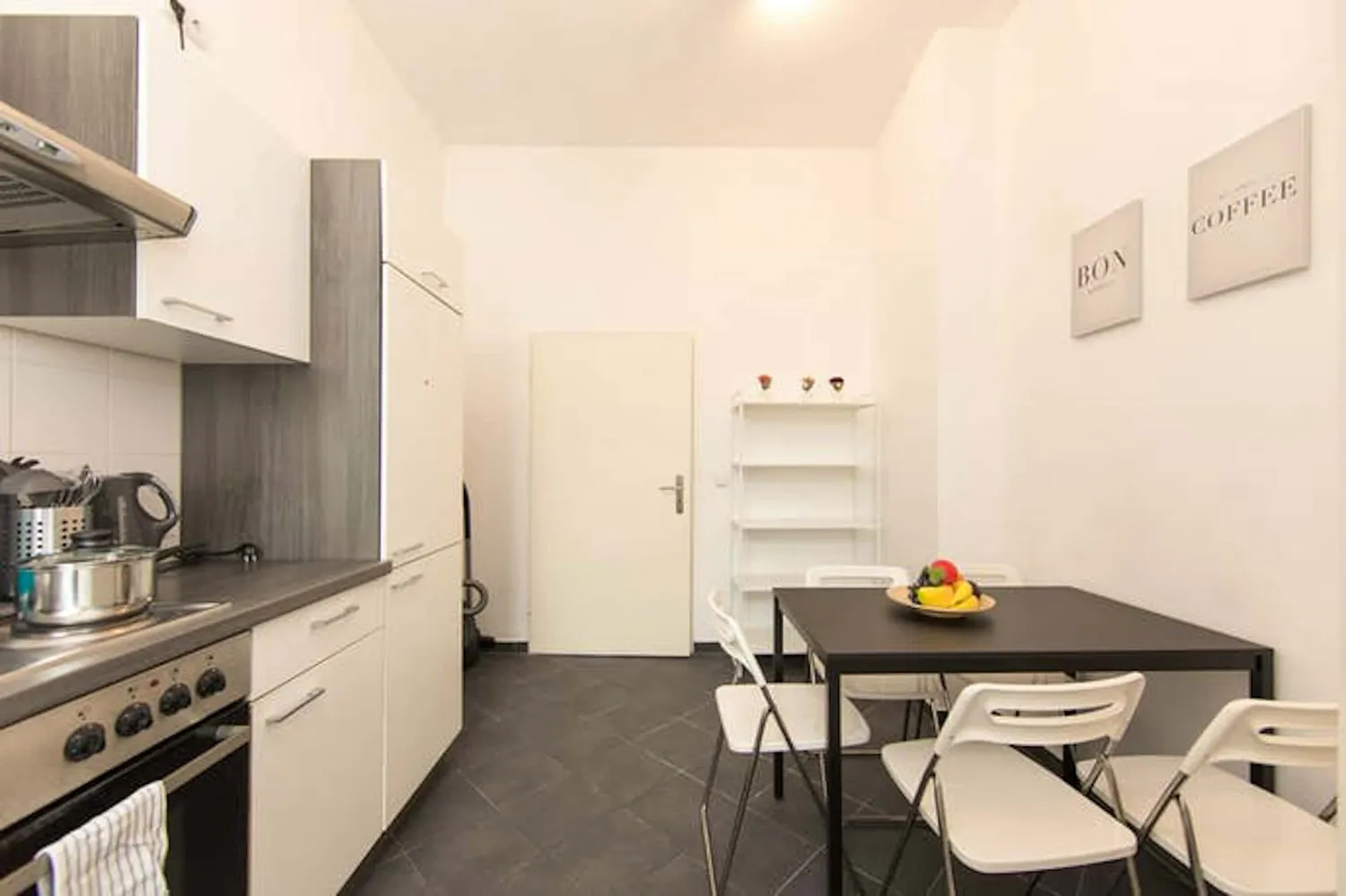 Shared room with 21 m² in Berlin – Photo 9