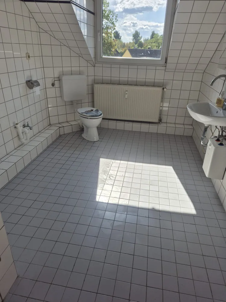 2 Zimmer Wohnung mit 67 m² in Duisburg – Bild 4