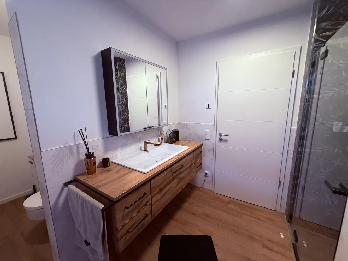 4 Zimmer Wohnung mit 130 m² in Rostock – Bild 3