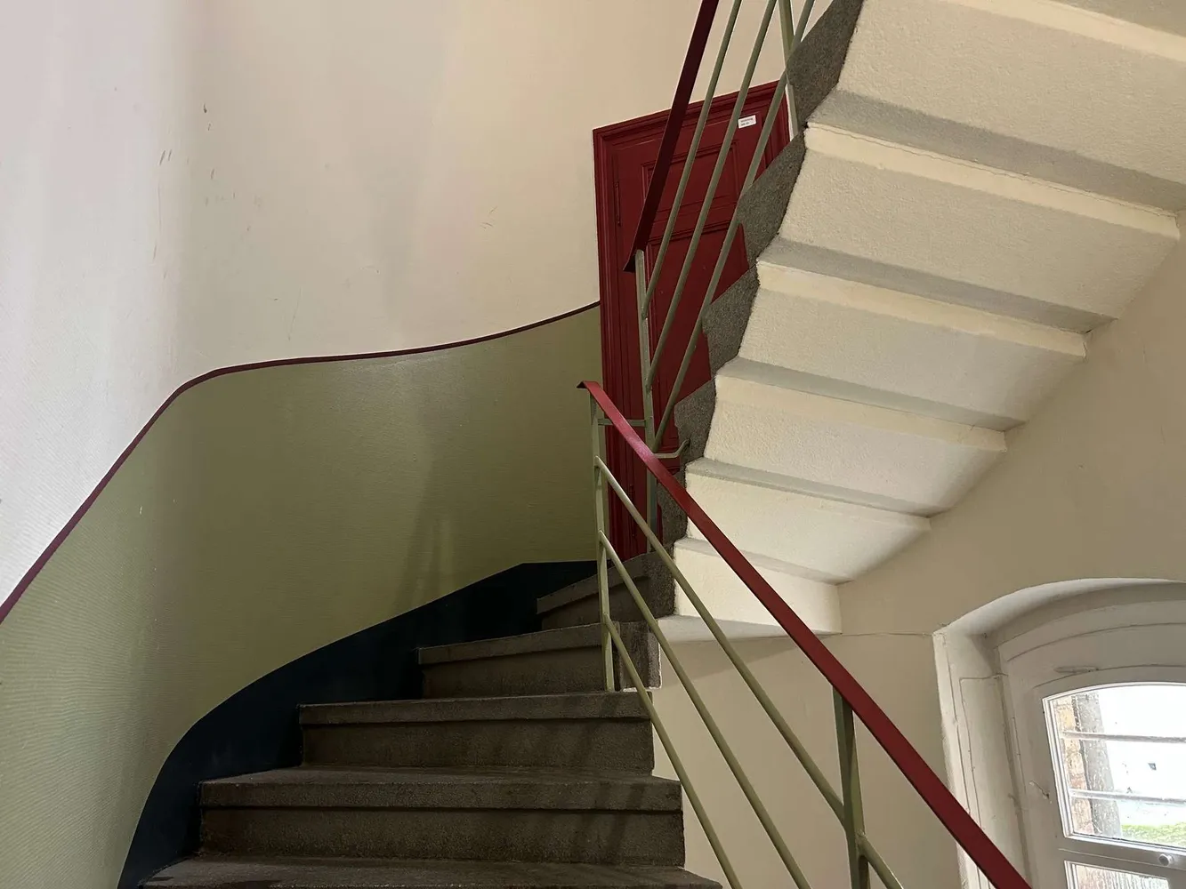 2 Zimmer Wohnung mit 40 m² in Halle (Saale) – Bild 2