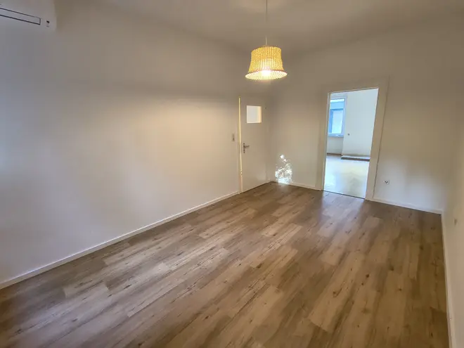 3 Zimmer Wohnung mit 74 m² in Karlsruhe – Bild 2
