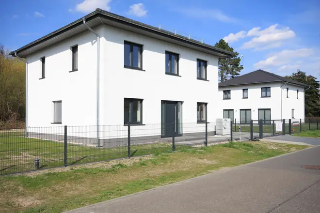 5 Zimmer Haus mit 153 m² in Falkensee – Bild 2
