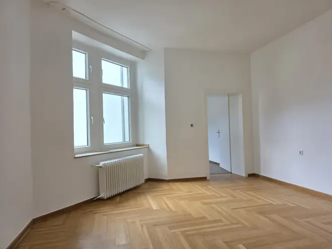 4 Zimmer Wohnung mit 120 m² in Düsseldorf – Bild 8