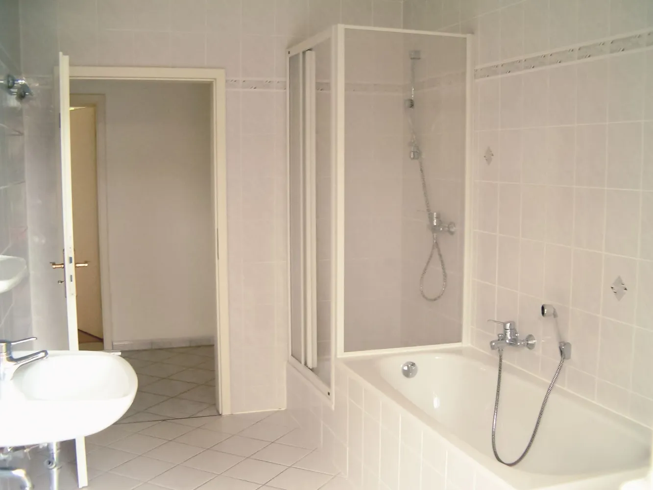 2 room apartment with 72 m² in Chemnitz – Photo 4