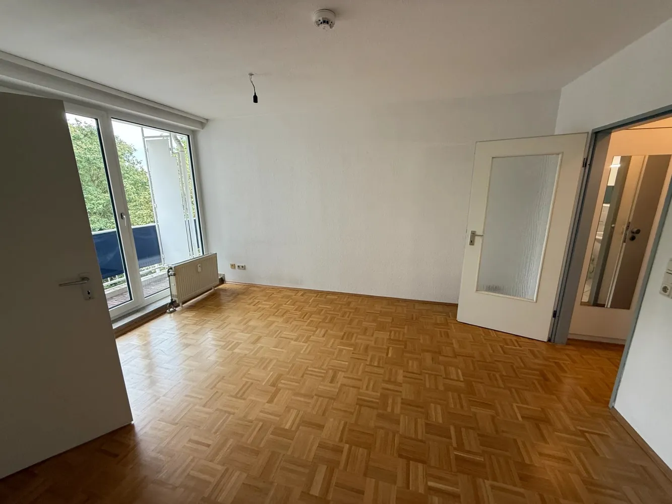 1 room apartment with 27 m² in Cologne – Photo 11