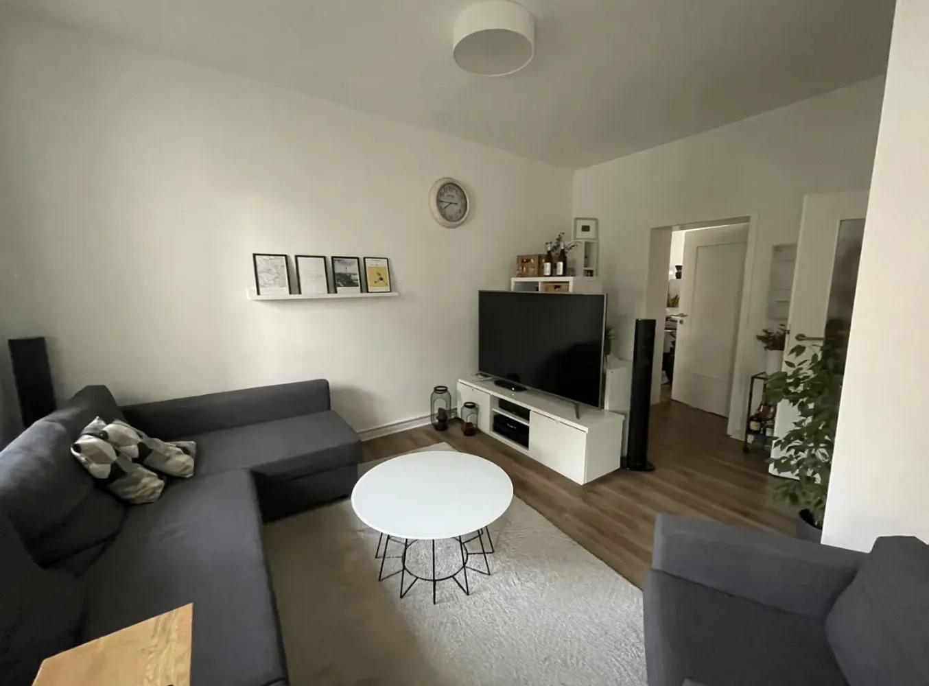 2 Zimmer Wohnung mit 64 m² in Düsseldorf – Bild 2