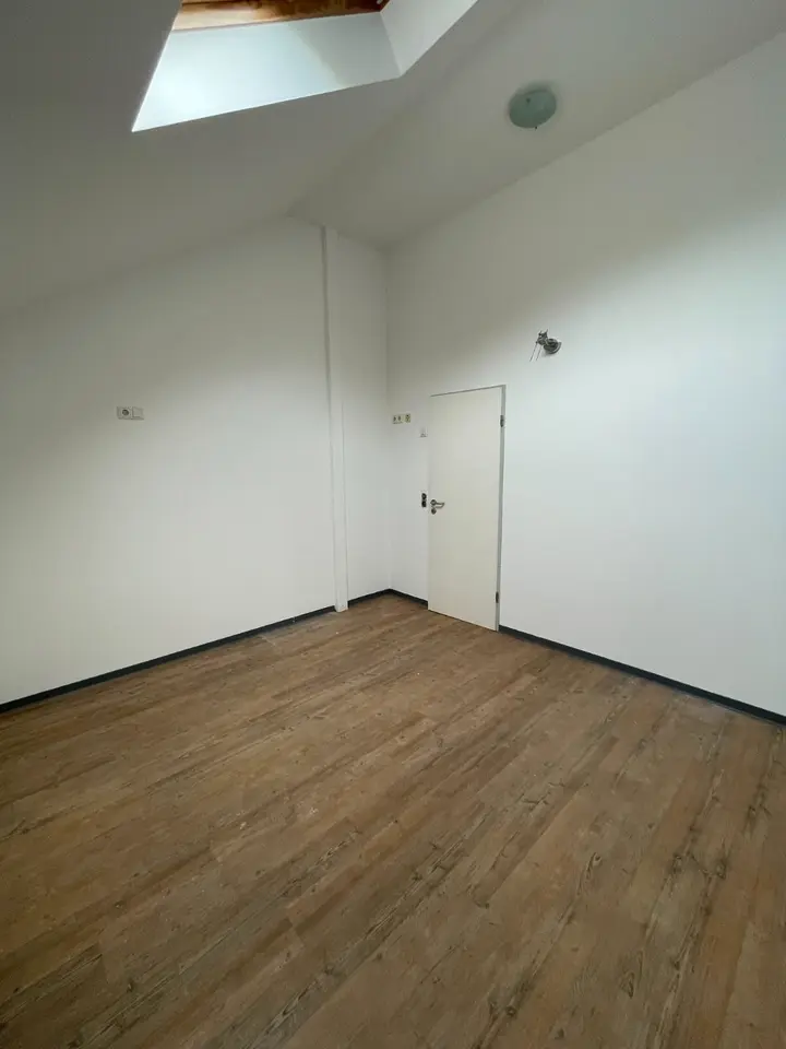 6 Zimmer Wohnung mit 280 m² in Iserlohn – Bild 6