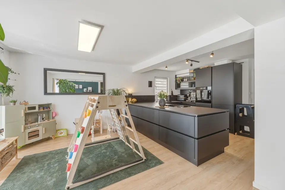 6 Zimmer Haus mit 206 m² in Stuttgart – Bild 8